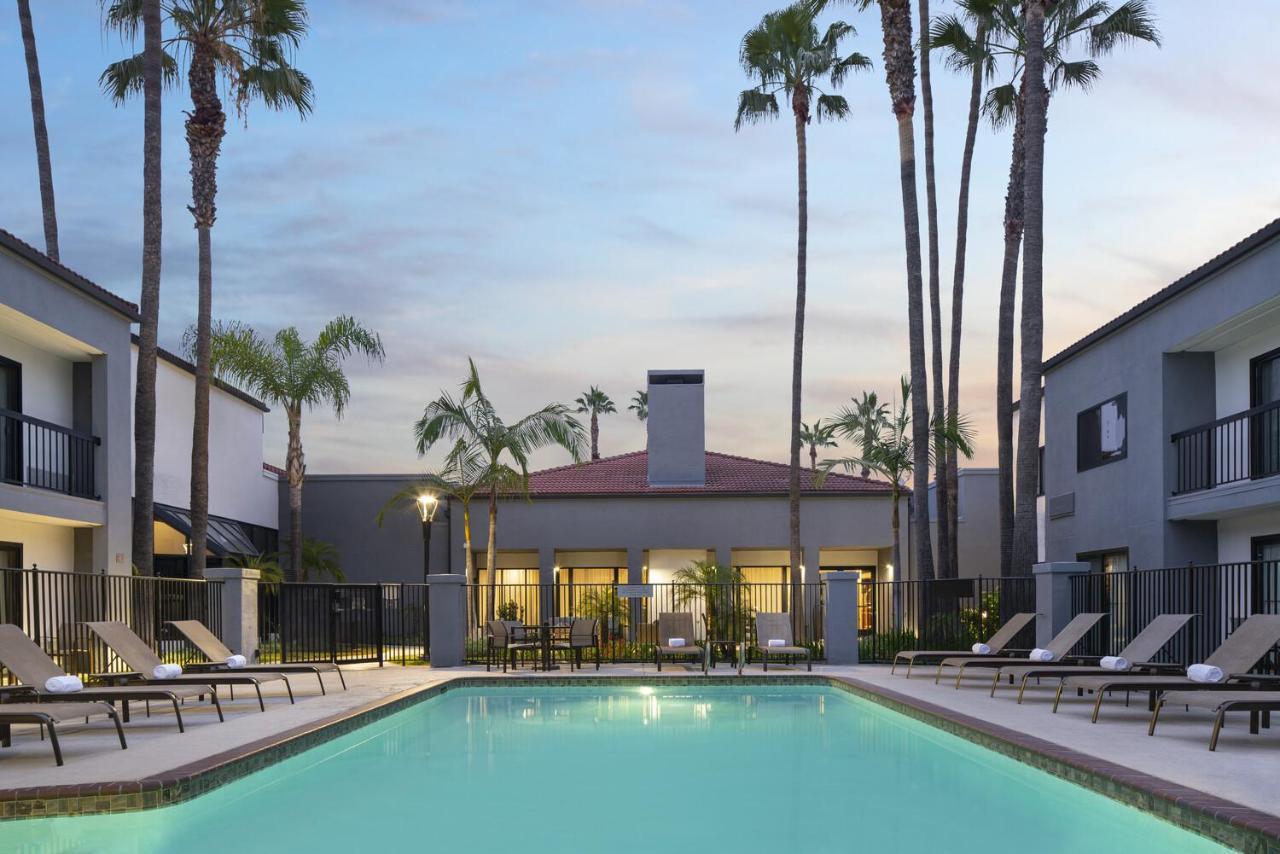 Courtyard By Marriott Los Angeles Hacienda Heights Orange County Екстериор снимка