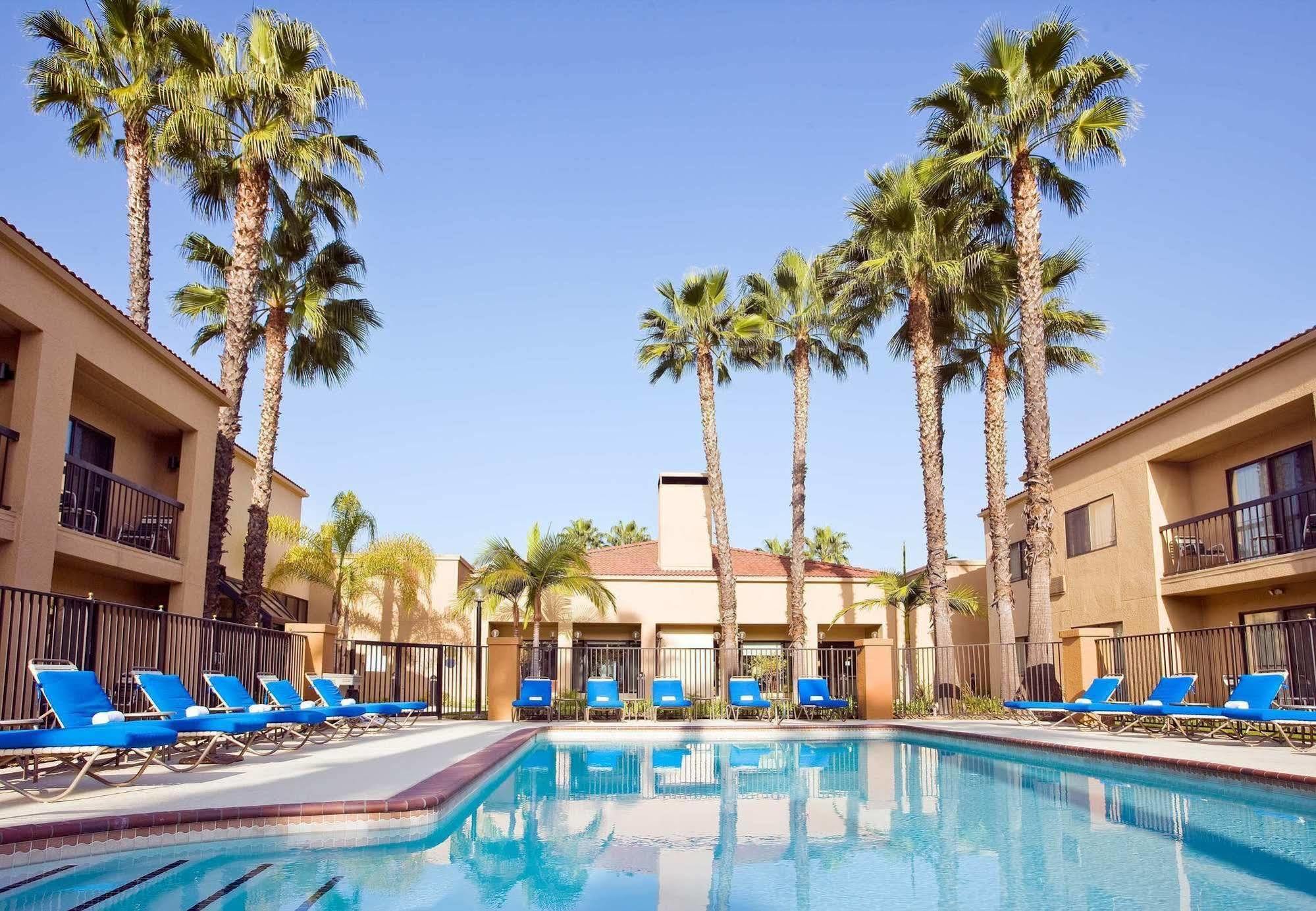 Courtyard By Marriott Los Angeles Hacienda Heights Orange County Екстериор снимка