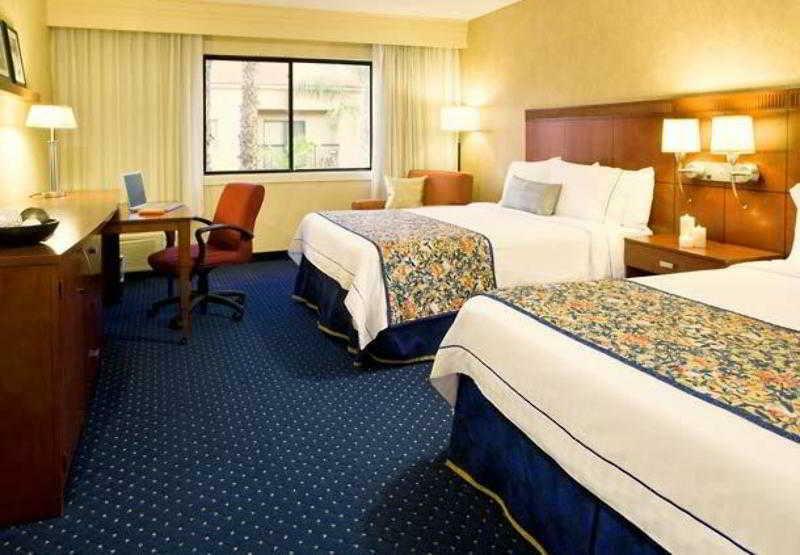 Courtyard By Marriott Los Angeles Hacienda Heights Orange County Екстериор снимка